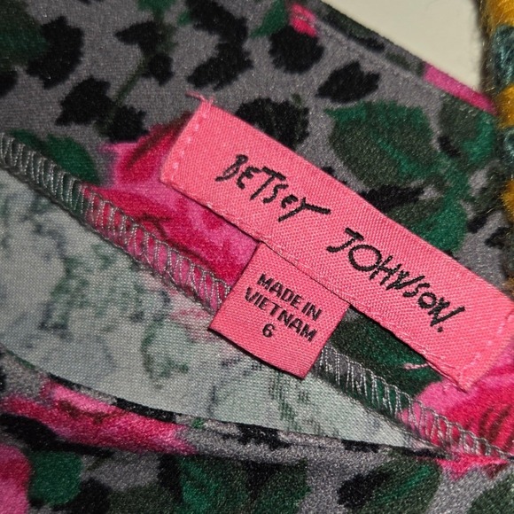 Betsey Johnson Floral Leopard Print Mini Dress Pink Grey Ruffle Hem Size 6 - Picture 3 of 4